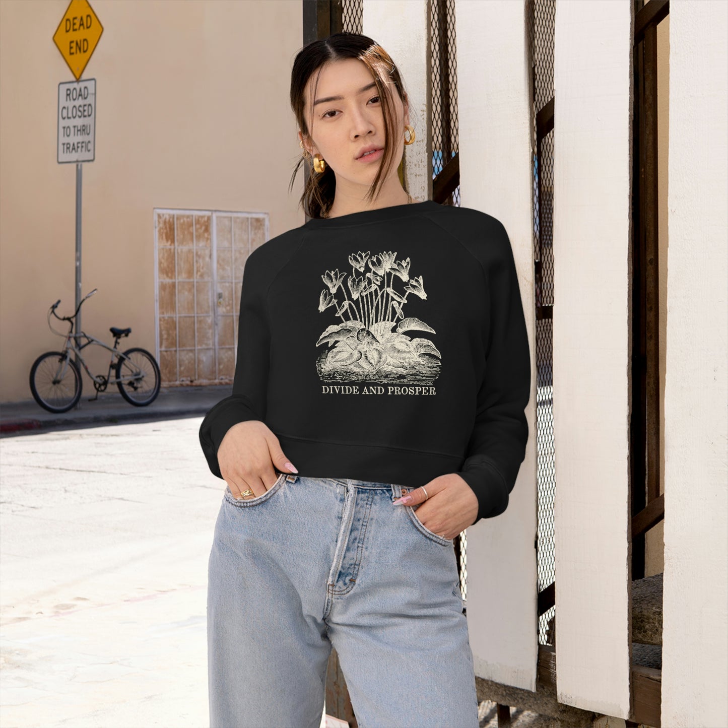 DIVIDE AND PROSPER- Women's Cropped Fleece Pullover