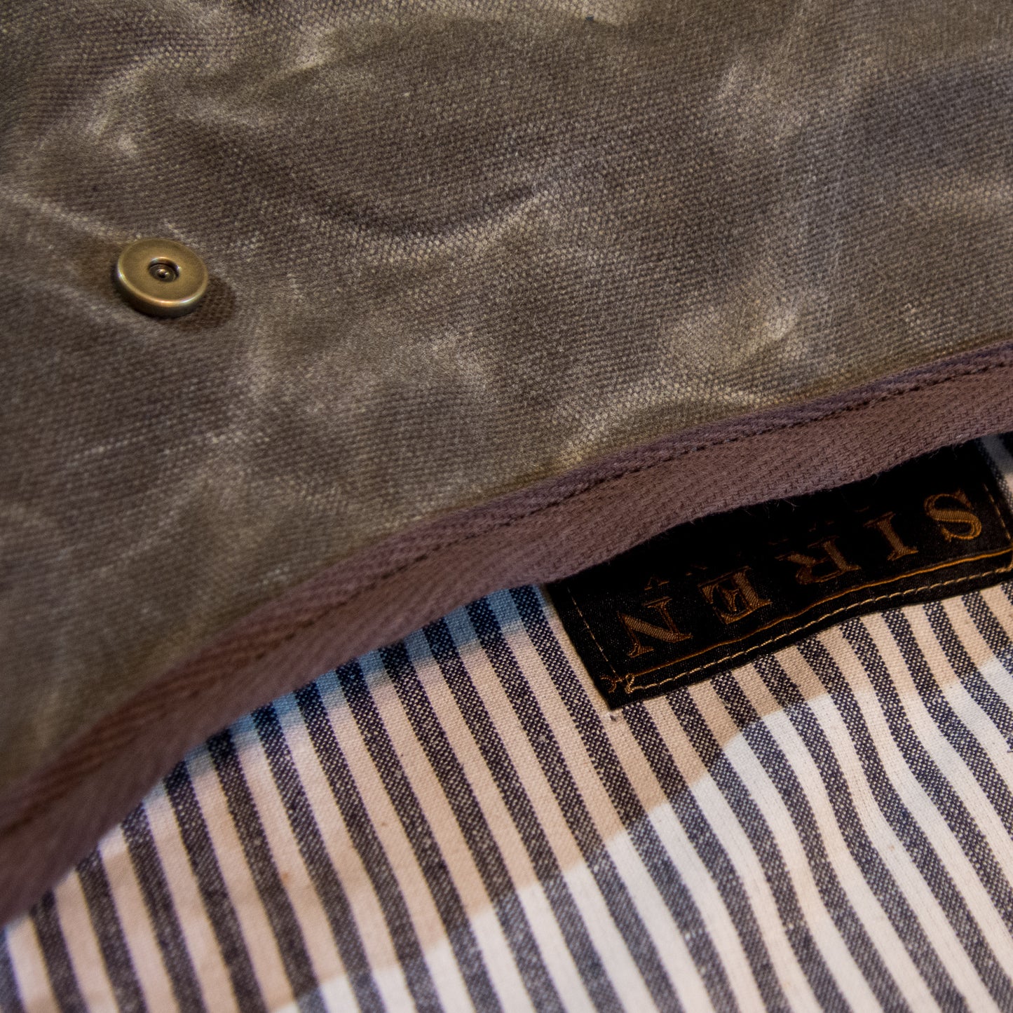 "LACEWING" CROSSBODY BAG- Field tan