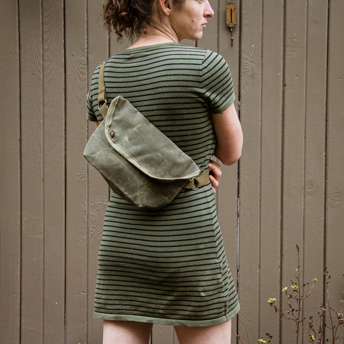 "LACEWING" CROSSBODY BAG- Olive