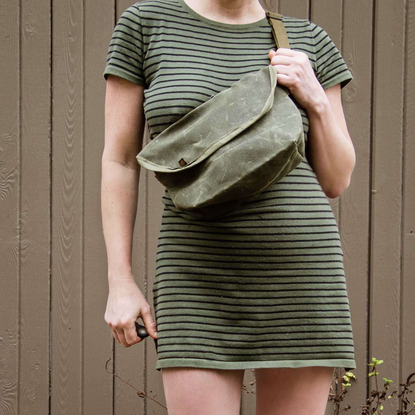 "LACEWING" CROSSBODY BAG- Field tan