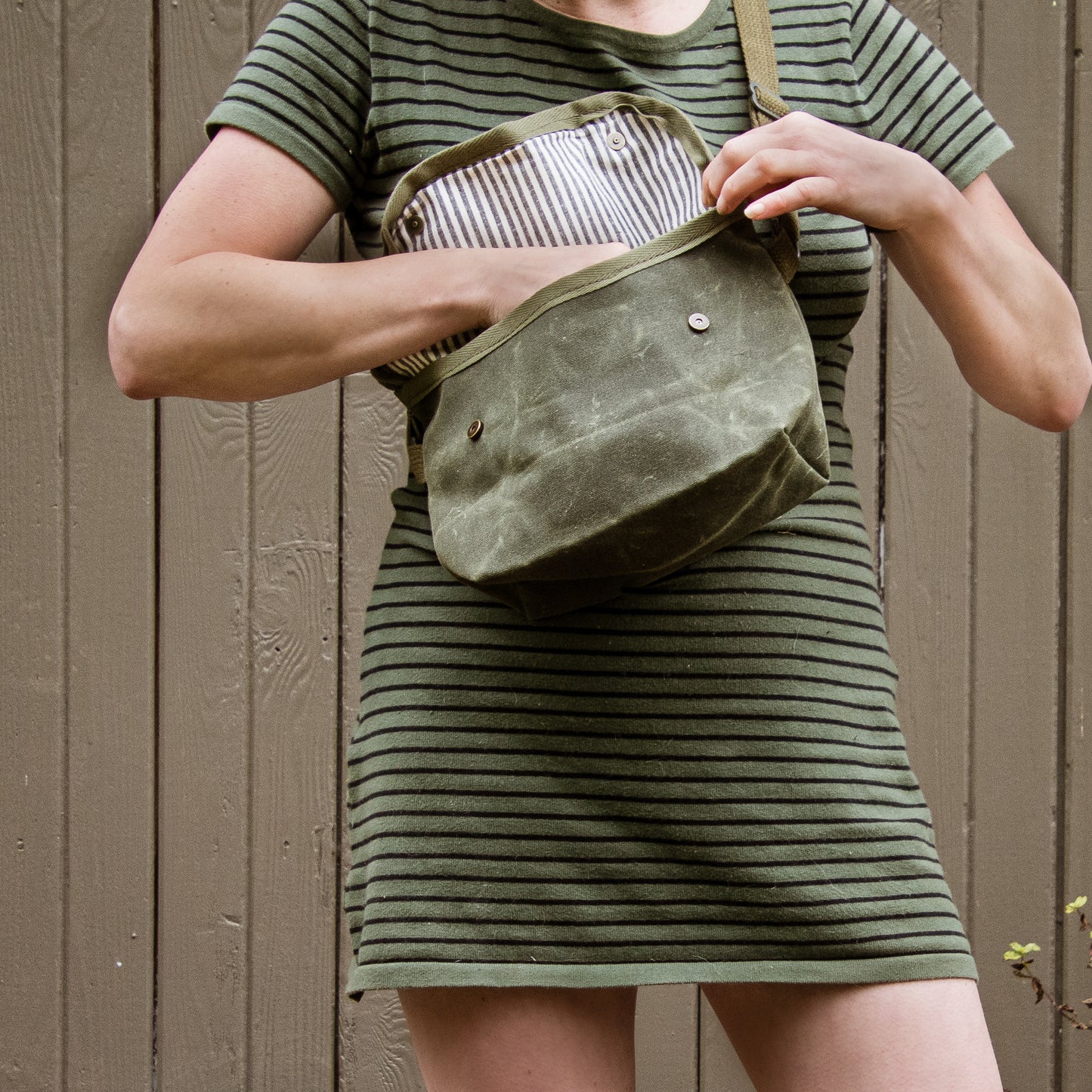 "LACEWING" CROSSBODY BAG- Field tan