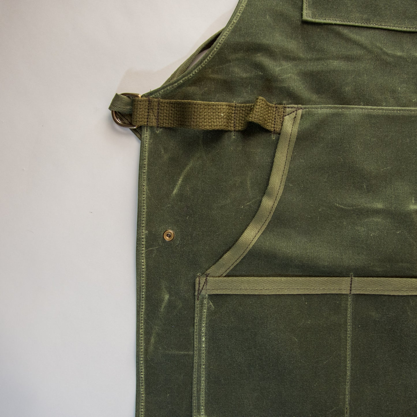 MADE TO ORDER- CRAFTSPERSON APRON- Olive