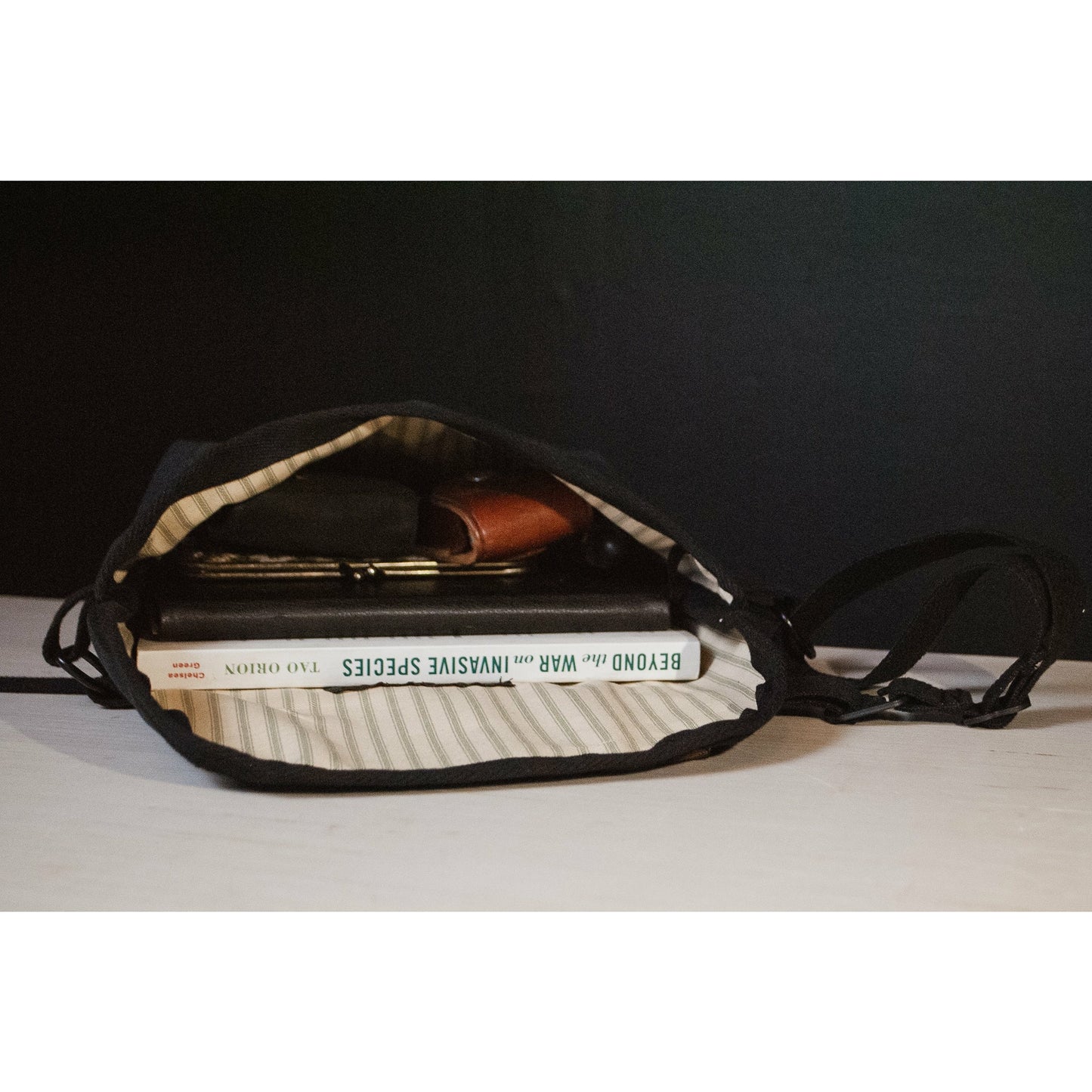 "LACEWING" CROSSBODY BAG- Olive