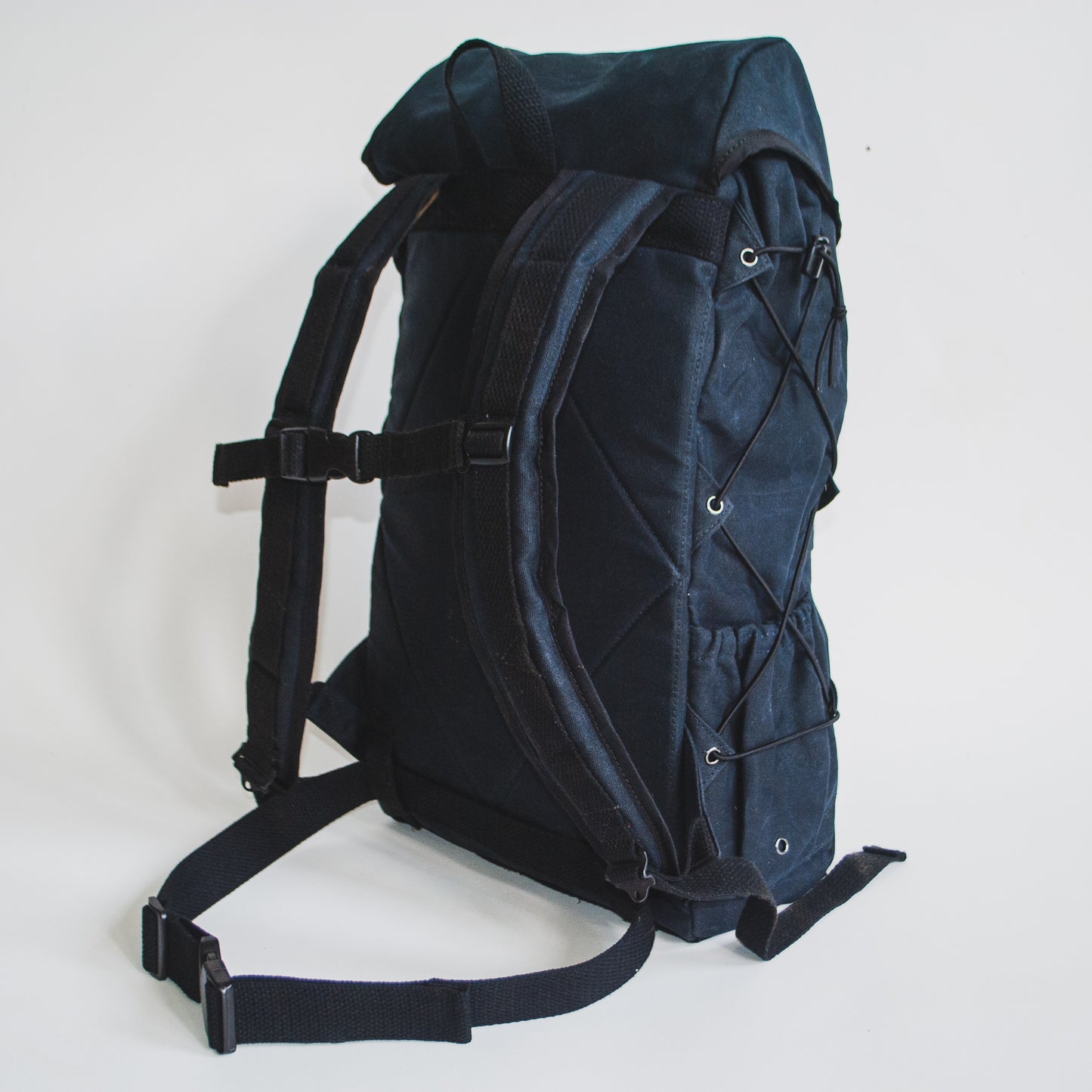 MADE TO ORDER - LEAD OUT- BLACK