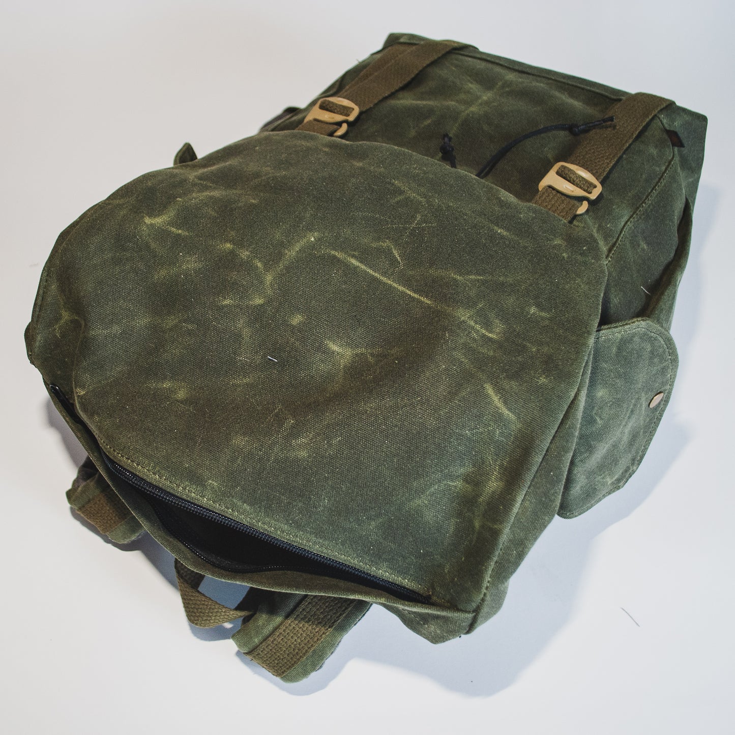MADE TO ORDER DAY PACK- FIELD TAN