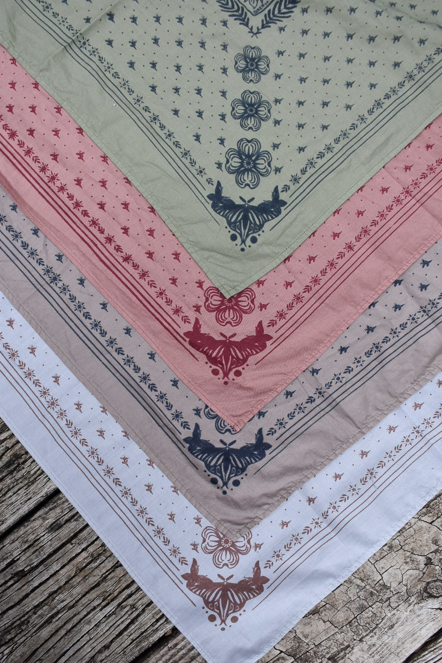BANDANA-Oak and Dogwood