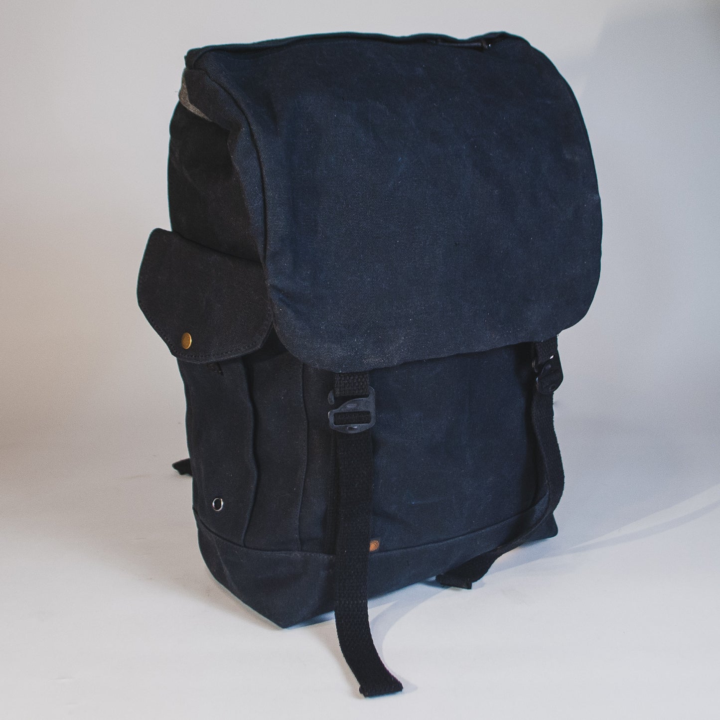 MADE TO ORDER- DAYPACK- OLIVE